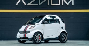 Знаменитое городское авто 90-х вернули в производство: управлять им можно без прав (фото)