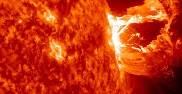 На Сонці з'явився поганий знак: плями на зірці схожі на ті, що запустили подію Керрінгтона (відео)