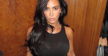 "Не знає, як пояснити": Кім Кардаш'ян соромно за Каньє Веста перед дітьми, — The Sun