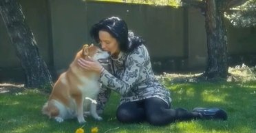 Даша Астаф'єва в сльозах розповіла про смерть свого улюбленого собаки