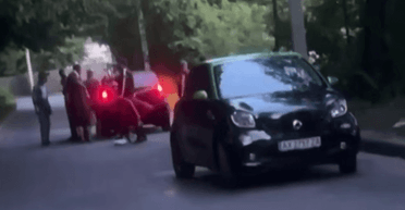 В Харькове сотрудники ТЦК жестко задержали мужчину: на видео слышны звуки электрошокера