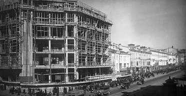 Метаморфозы на месте ЦУМа. Как и благодаря кому появился Центральный универмаг на Крещатике