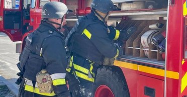 РФ весь день атаковала Чернигов: дроны ударили по админзданиям, есть раненые (фото)