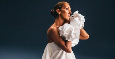 Тяжкохвора Селін Діон поділилася кадром із фільму про свою боротьбу з рідкісним синдромом