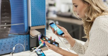 Падение гривны влияет: эксперты предоставили прогноз по росту цен в Украине