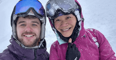 Не могла дихати: незнайомець врятував жінку, яку накрила снігова лавина (фото)