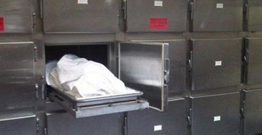 Едва не до смерти напугал присутствующих: мужчина "ожил" во время судмедэкспертизы