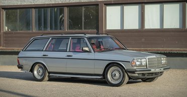 Старый 45-летний универсал Mercedes W123 продали по цене нового "Гелендвагена" (фото)