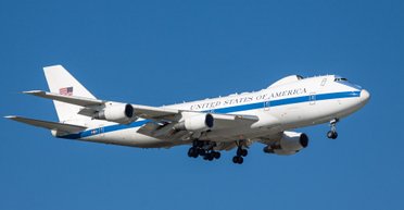 На тлі ескалації з Іраном: літак "Судного дня" Трампа здійснив загадковий переліт, — ЗМІ