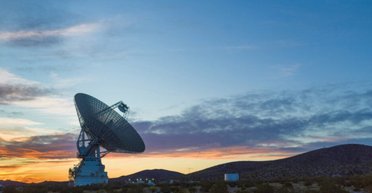 Повреждена 70-метровая антенна NASA: приняла первый сигнал с Марса и "попрощалась" с "Вояджер-1"