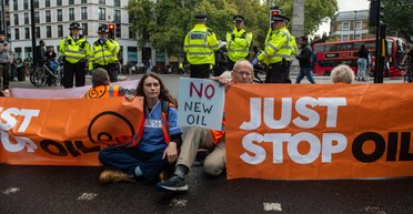 Just Stop Oil: що це за рух і чому його учасники нападають на світові шедеври