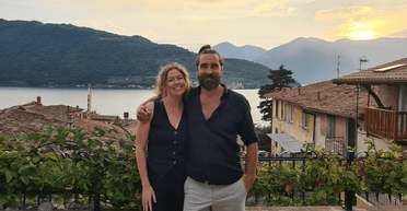 Подивилися на рахунки: подружжя мешкає у квартирі, яка була занедбана протягом 22 років