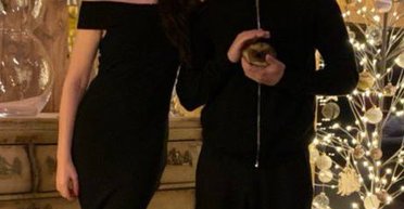 Ділові стосунки: у Дурова спростували роман із матір'ю його трьох дітей