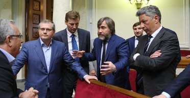 50 оттенков оппозиционности. Как бывшие регионалы делят электоральное поле