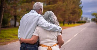 Пара впервые за 30 лет отправится в медовый месяц: этому поспособствовал неожиданный сюрприз