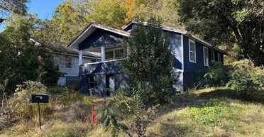 Всего за 1 доллар: сотни домов продают за копейки, но это подвох (фото)