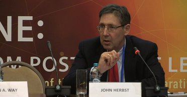 Трампу придется обращать внимание на Украину, — Джон Хербст