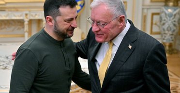 Россия проигрывает Украине и США может "надрать ей задницу", — заявил Кит Келлог в Киеве