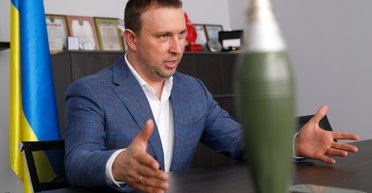 "Поставляем боеприпасов значительно больше, чем планировали". Интервью с Владиславом Бельбасом