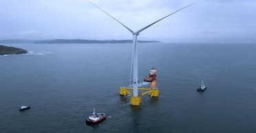 Первая в мире полупогружная ветряная электростанция вырабатывает 320 ГВт*ч: как это удалось