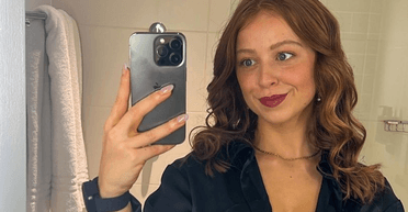 Почала більше їсти: жінка так сильно схудла, що в неї почало випадати волосся (фото)