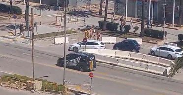 "Кошмарные метастазы": в Испании страдают от нашествия туристов, которые мешают местным