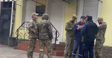 Почему ТЦК мобилизуют забронированных: как оформить отсрочку и для чего лично приходить в военкомат