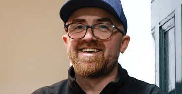 "Найгірша помилка" на вечірці: чоловік втратив сім'ю і роботу через дурний вчинок (фото)