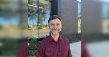 Искусственный интеллект в учете: как малый бизнес получает финансовый контроль уровня корпораций