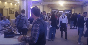 Теніс, алкоголь і відеоігри: як пройшла вечірка "слуг народу" в Трускавці (фото, відео)