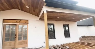 Супруги обманули клиентов на миллионы, оставив после себя недостроенные дома