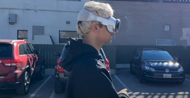 Наче у фільмі жахів: несподівана особливість Apple Vision Pro налякала користувачів (відео)