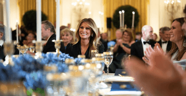 Меланію Трамп розкритикували за вибір штанів на офіційну подію (фото)