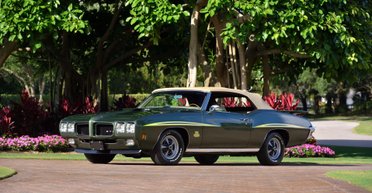 Капсула времени за $350 000: обнаружен культовый спорткар 70-х с пробегом 1000 км (фото)