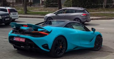 В Украине появился новейший 750-сильный суперкар McLaren ценой более 300 000 евро (фото)