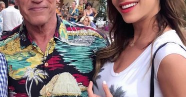 Арнольда Шварценеггера помітили за поцілунком з угорською акторкою (фото)