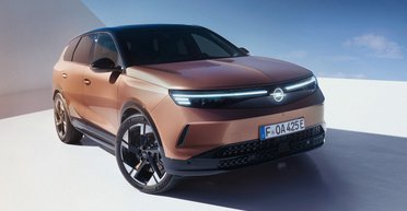 Кардинально изменился: представлен новый Opel Grandland 2025 (фото, видео)