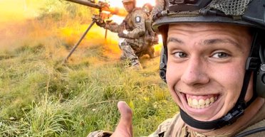 Син покійного телеведучого Ігоря Пелиха отримав відзнаку Міністерства оборони