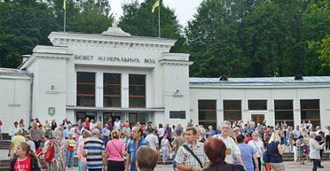 Медицина на экспорт. 3 истории иностранцев, приехавших в Украину ради лечения