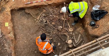 Одно из крупнейших массовых захоронений: археологи нашли средневековую братскую могилу (фото)