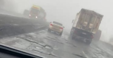 Коллапс на трассе Киев-Одесса: на дороге насчитали почти 350 ям (видео)