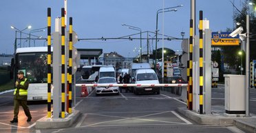 Украинцы 968 раз пытались подкупить пограничников для выезда за границу, — ГПСУ (видео)