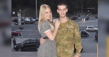 Украинка поставила на заставку фото незнакомого киборга, а потом вышла за него замуж (видео)