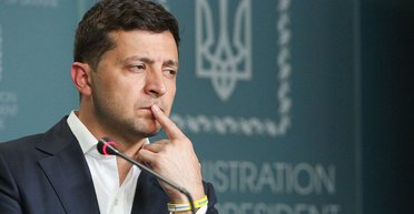 Нападающие и защитники. К какому типу политиков принадлежит Владимир Зеленский