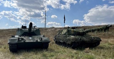 Танки, вездеходы и тягачи: Германия передала очередную партию военной помощи Украине