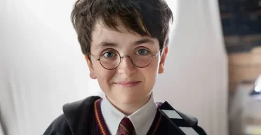 Нового Гарри Поттера, которого выбрали среди 30 тысяч претендентов, заметили в Лондоне (фото)