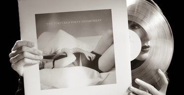 "Відділ змучених поетів": Тейлор Свіфт представила новий альбом