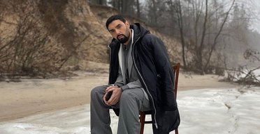 "Ти завжди в моєму серці": Віталій Козловський показав архівне фото з покійним батьком (фото)