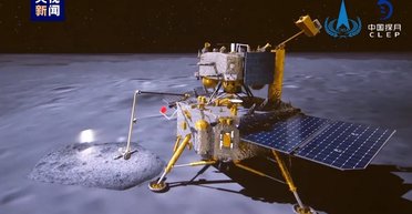 Китай відправив зразки зі зворотного боку Місяця на Землю: який вигляд має приховане місце (фото)