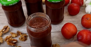 Чорнослив у шоколаді під кришечкою: як приготувати варення зі смаком цукерок (відео)